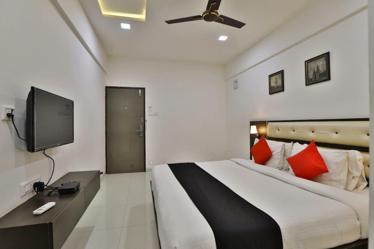 Banyan Paradise Resort Vadodara Esterno foto